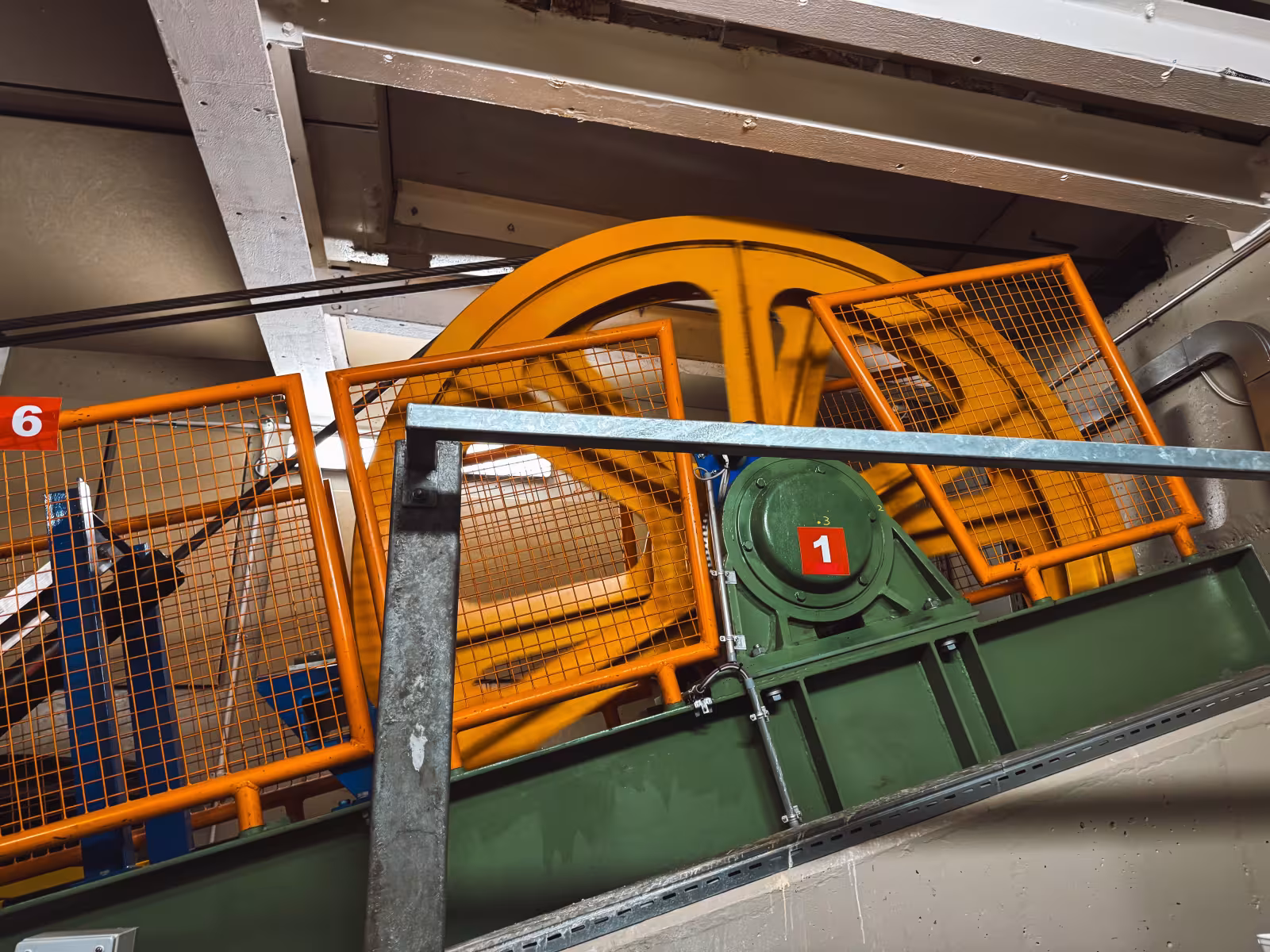 Winding room